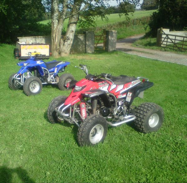 My son Jamie has the blue one Mine is the red and black one