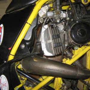wiseco reeds, fmf fatty pipe, dg silencer, bead blaster head, hot rods rod, wiseco piston, msr handlebars, razr tiers, n many more