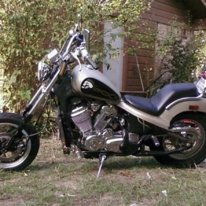 This was my Honda VT600 the hole front end came off a older honda cause the guy I got it from hit a car so after changing parts this is what I drove for 2 years. Kinda looks like a chopper