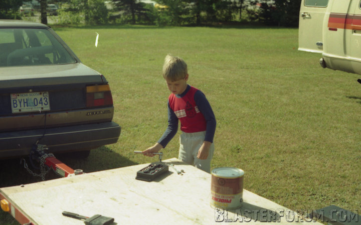 Reid helping build the trailer 1992