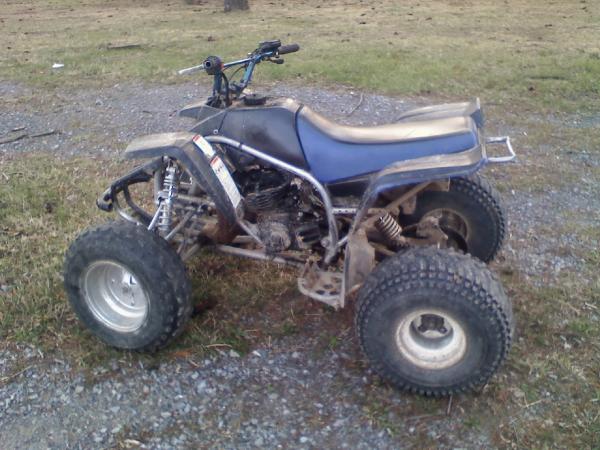 This is what it looked like when i got it and put the motor together and replaced shaved fenders with stock ones.